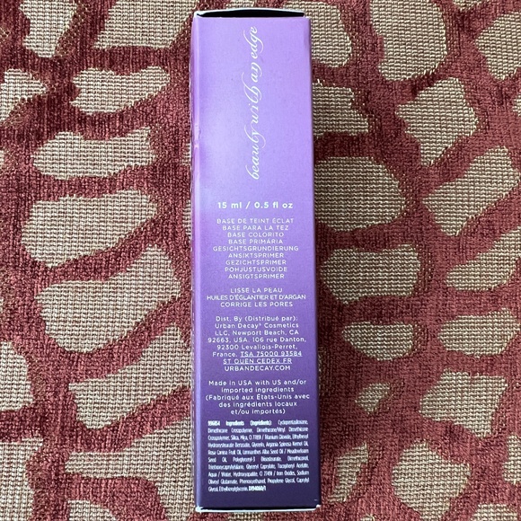 Urban Decay Optical Illusion - Picture 2 of 3